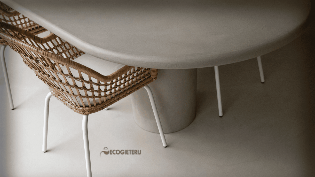 Microcement ronde tafel en voeten